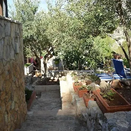 La Casa Del Carrubo B Апартаменты Сан-Вито-Ло-Капо