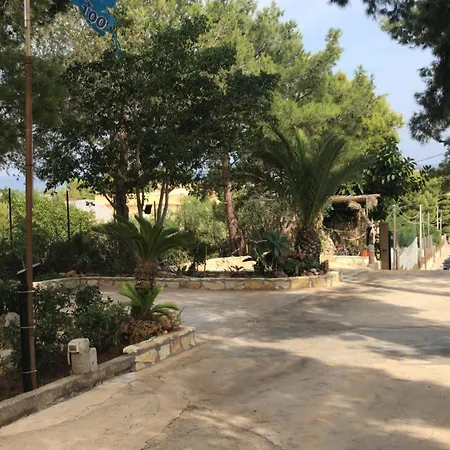 La Casa Del Carrubo B Апартаменты *